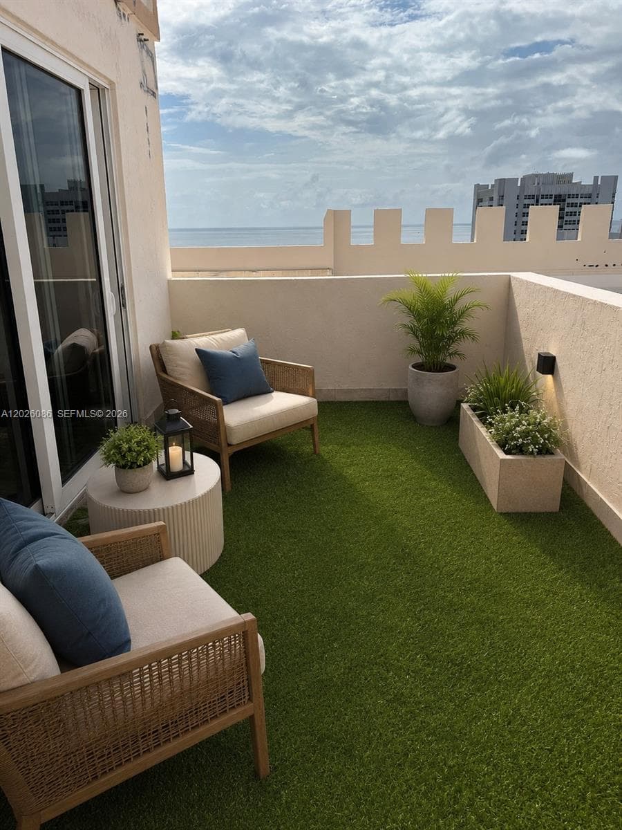1865 S Ocean Drive 21A photo 22