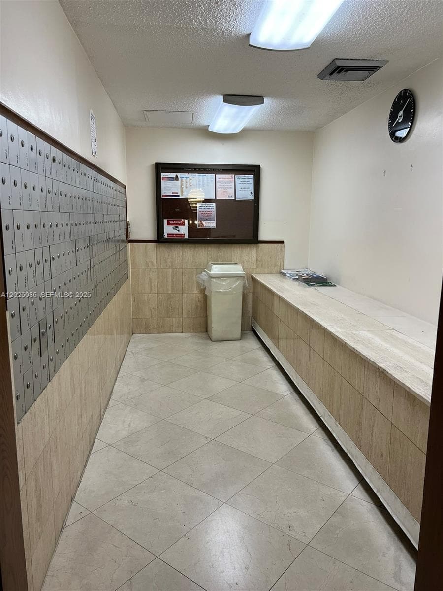 1865 S Ocean Drive 21A photo 25