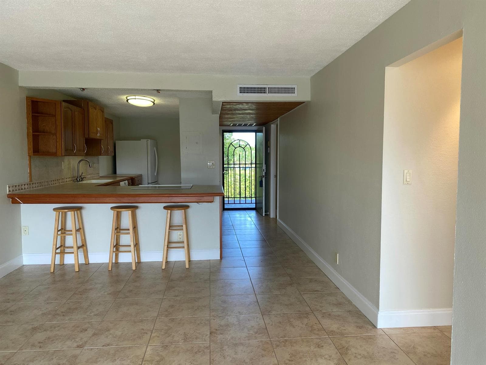 4 Royal Palm Way 308 photo 17