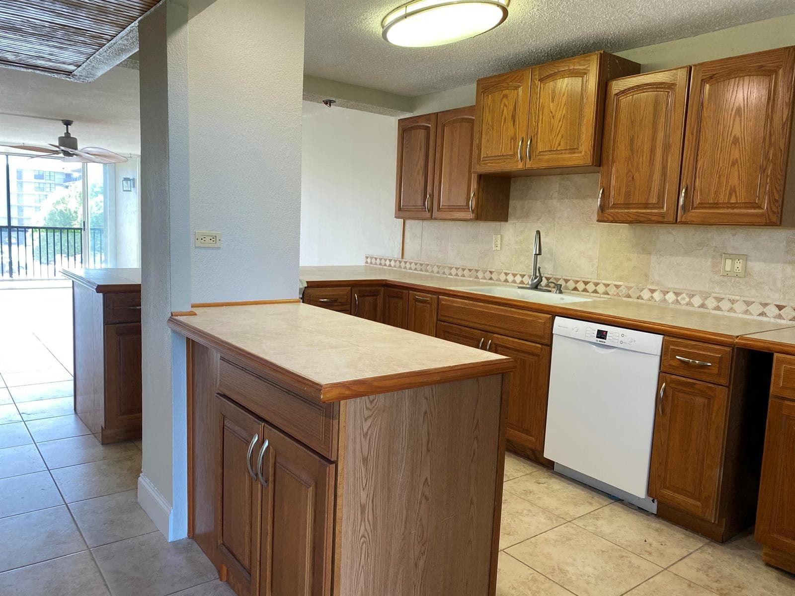4 Royal Palm Way 308 photo 3