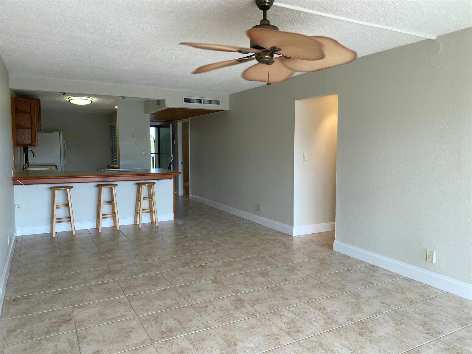 4 Royal Palm Way 308 photo 9