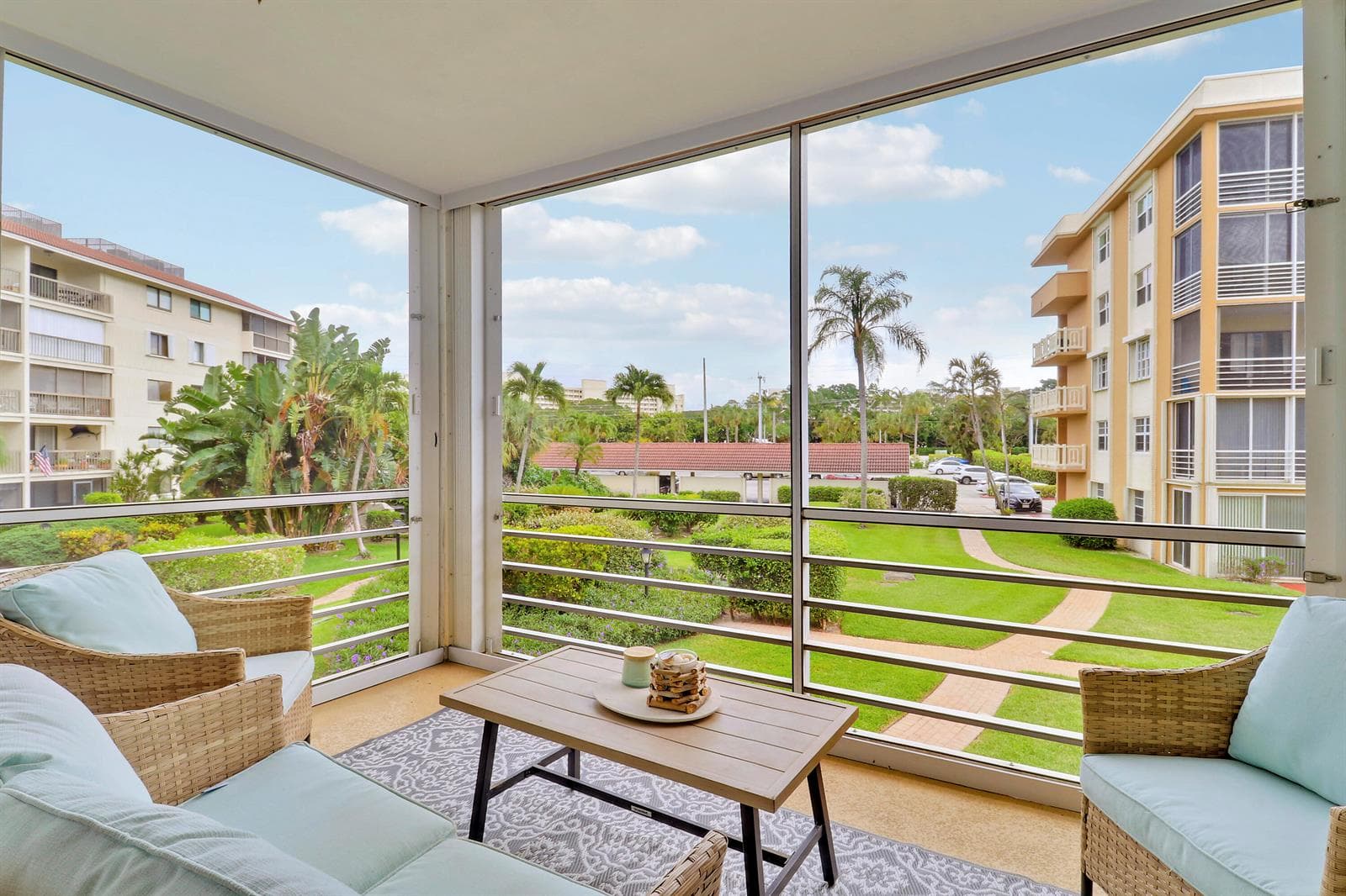 308 Golfview Road 201 photo 16