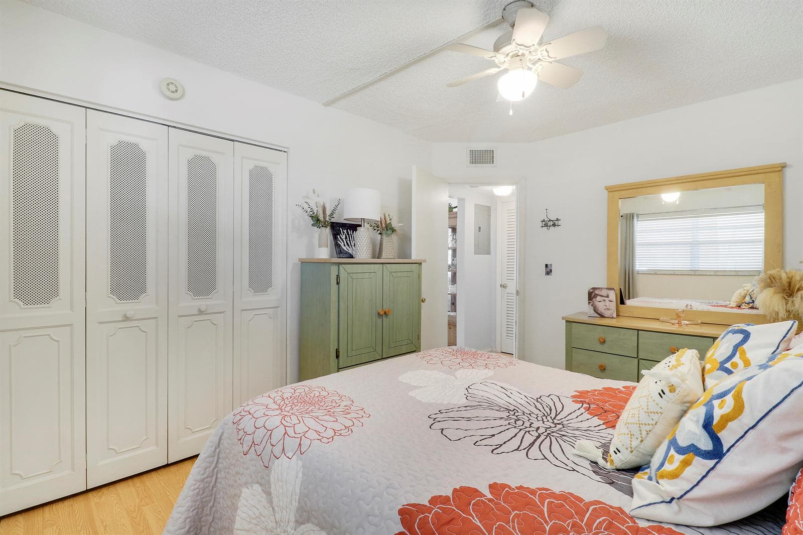 308 Golfview Road 201 photo 14