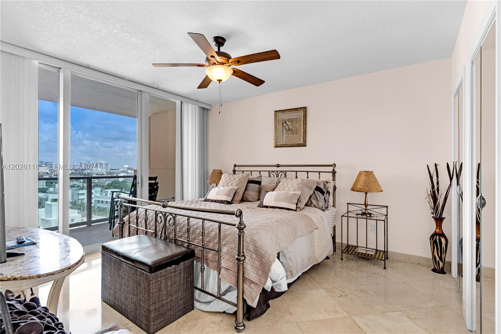 1455 Ocean Dr 1106 photo 22