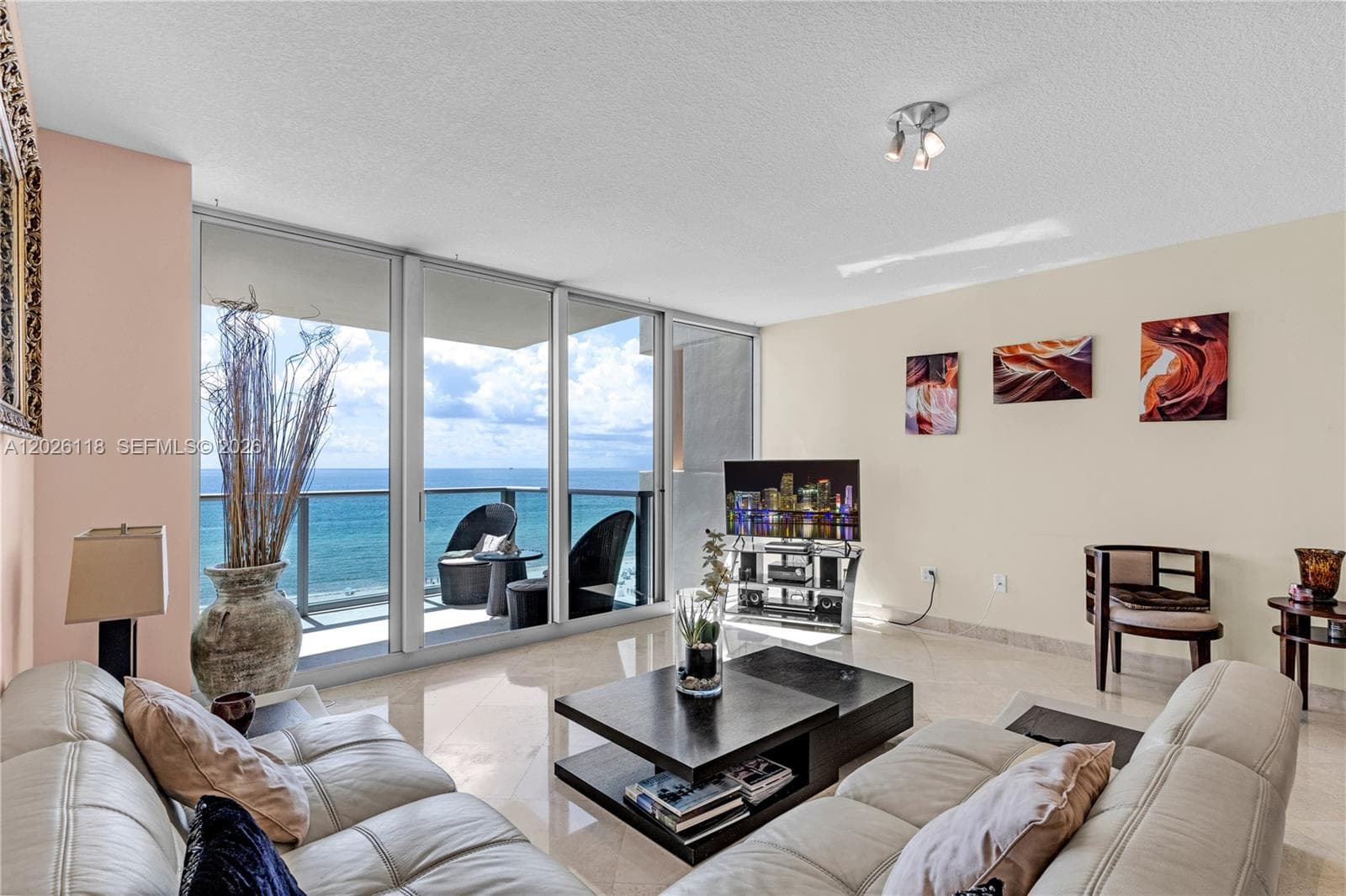 1455 Ocean Dr 1106 photo 5