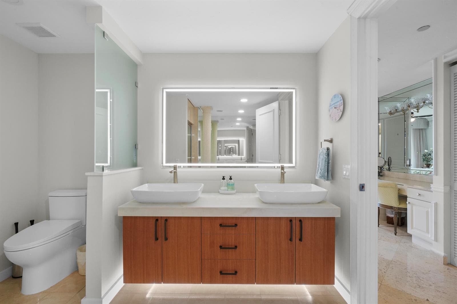 800 Ocean Drive 205 photo 17