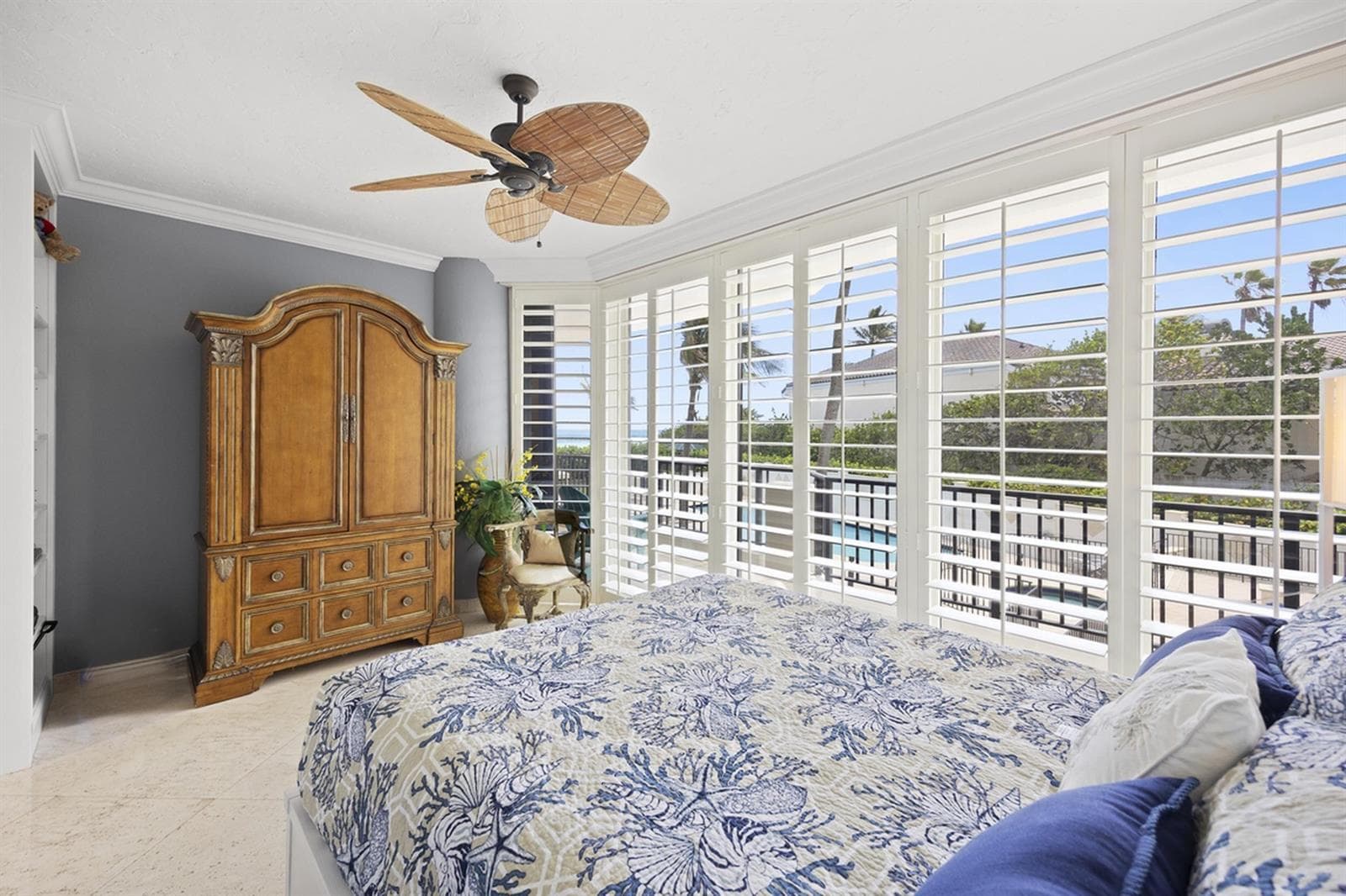 800 Ocean Drive 205 photo 19