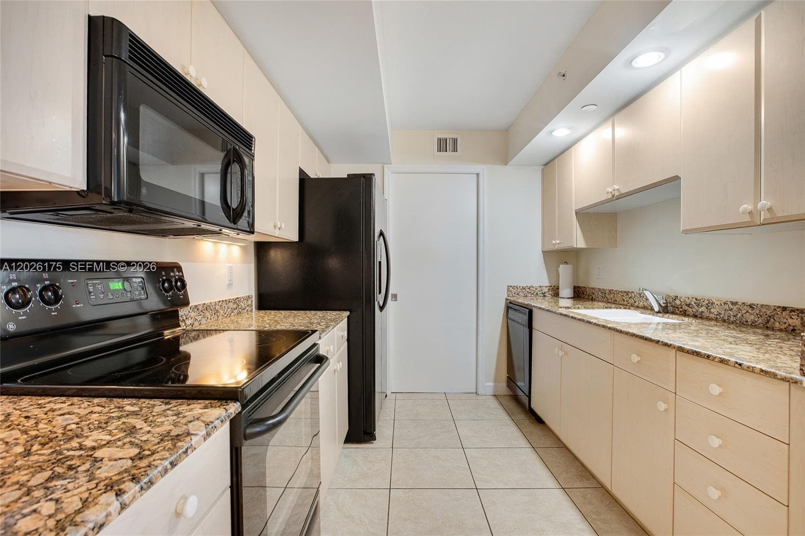 6917 Collins Ave 1608 photo 10