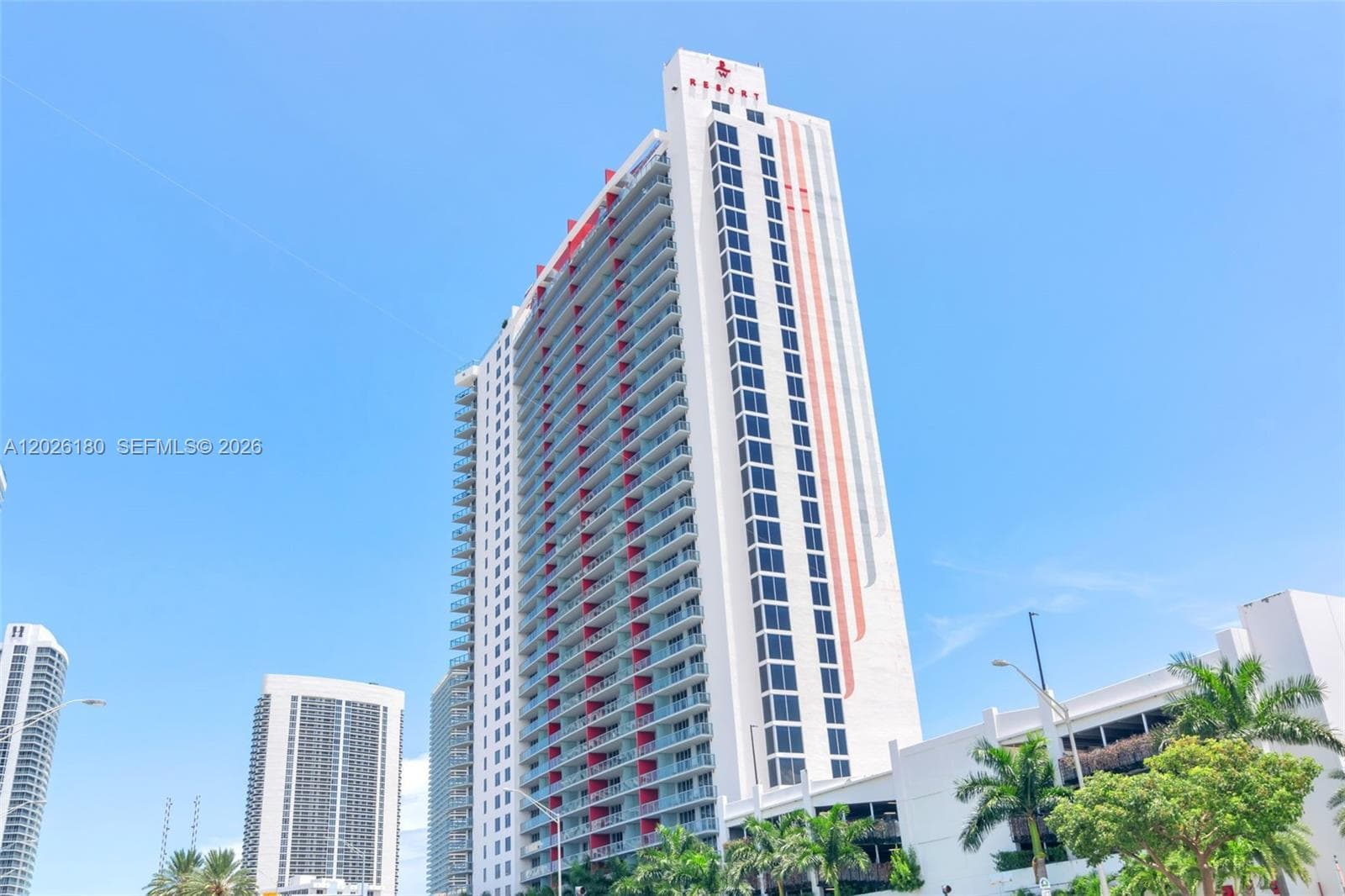 2602 E E HALLADALE T3105 photo 4