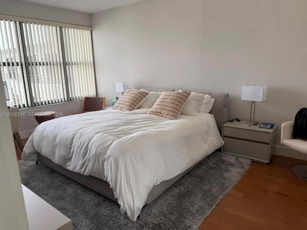 2500 Parkview Dr 2518 photo 8