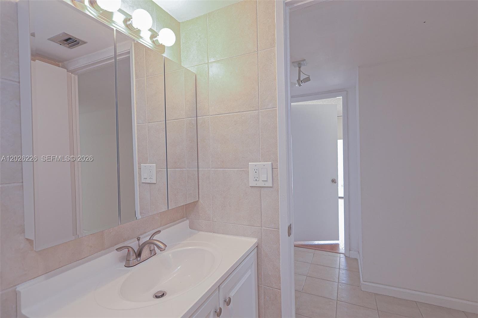1865 Brickell Ave A514 photo 15