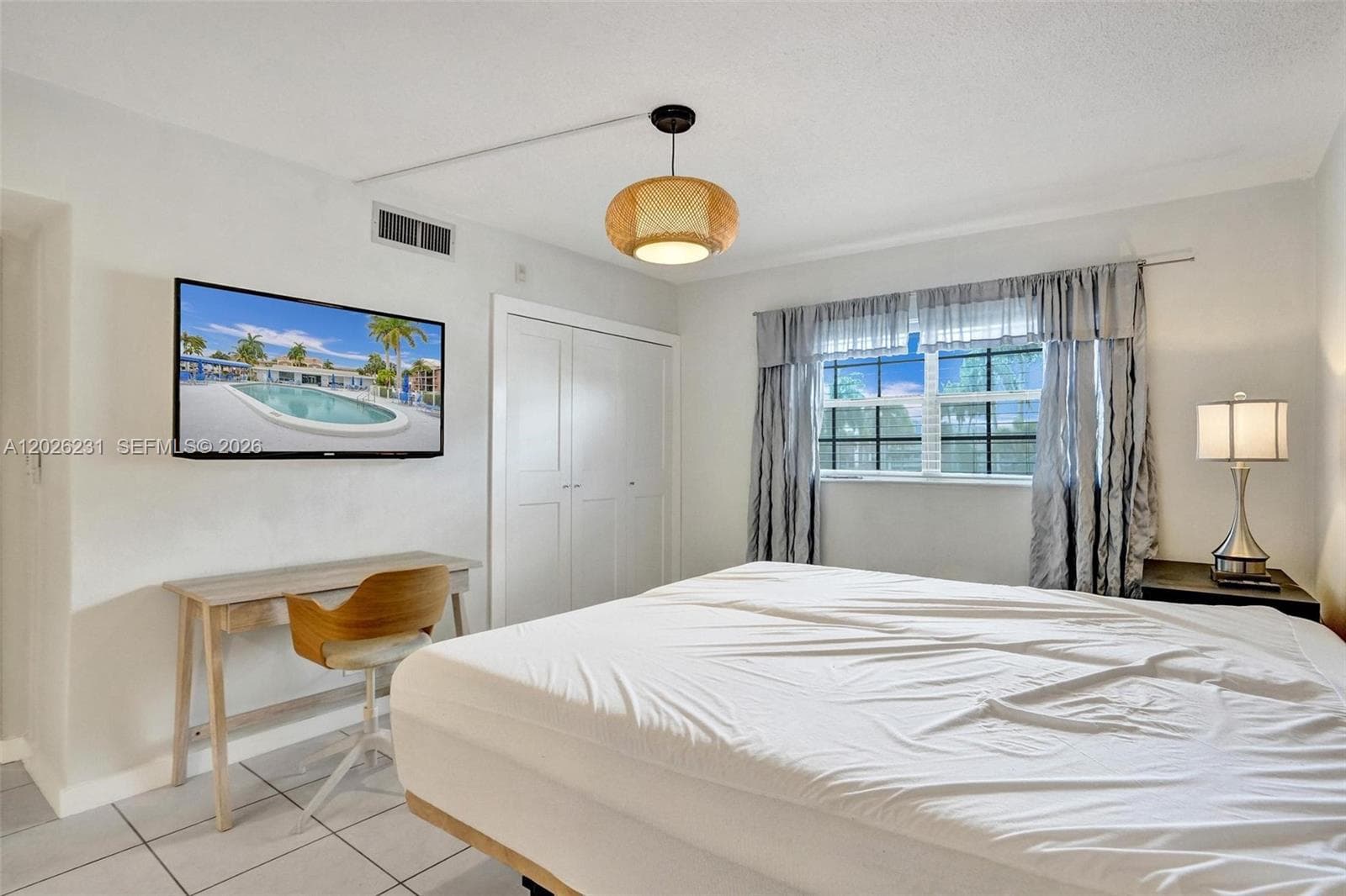 450 Paradise Isle Blvd 204 photo 15