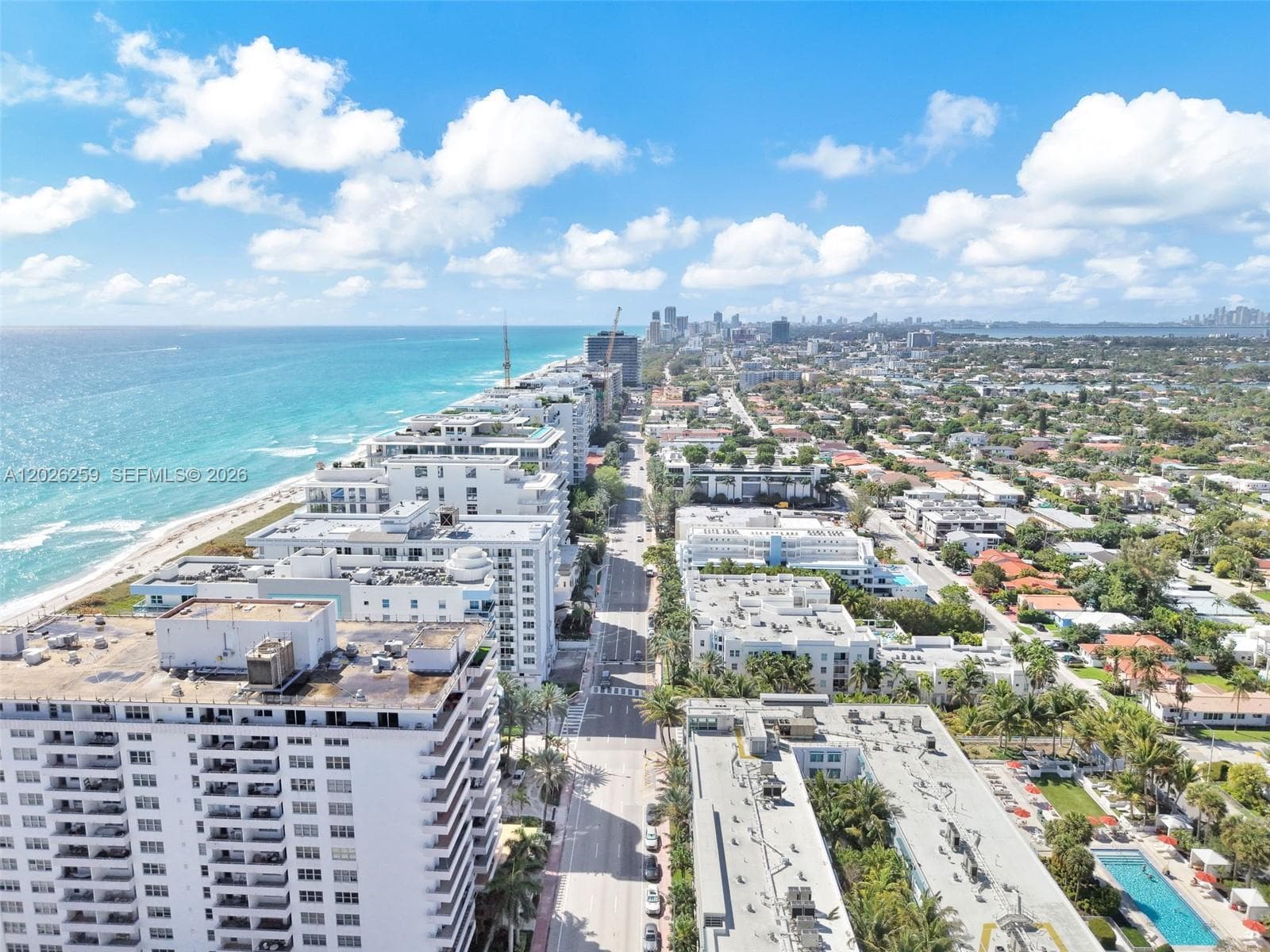9201 Collins Ave 821 photo 2