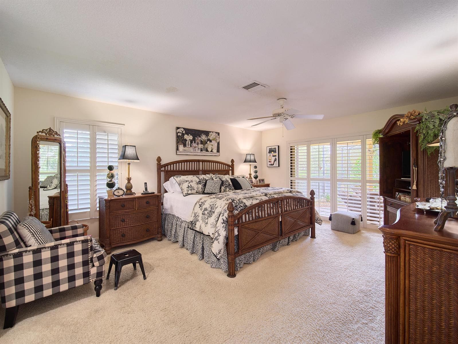 13588 Cross Pointe Drive photo 14