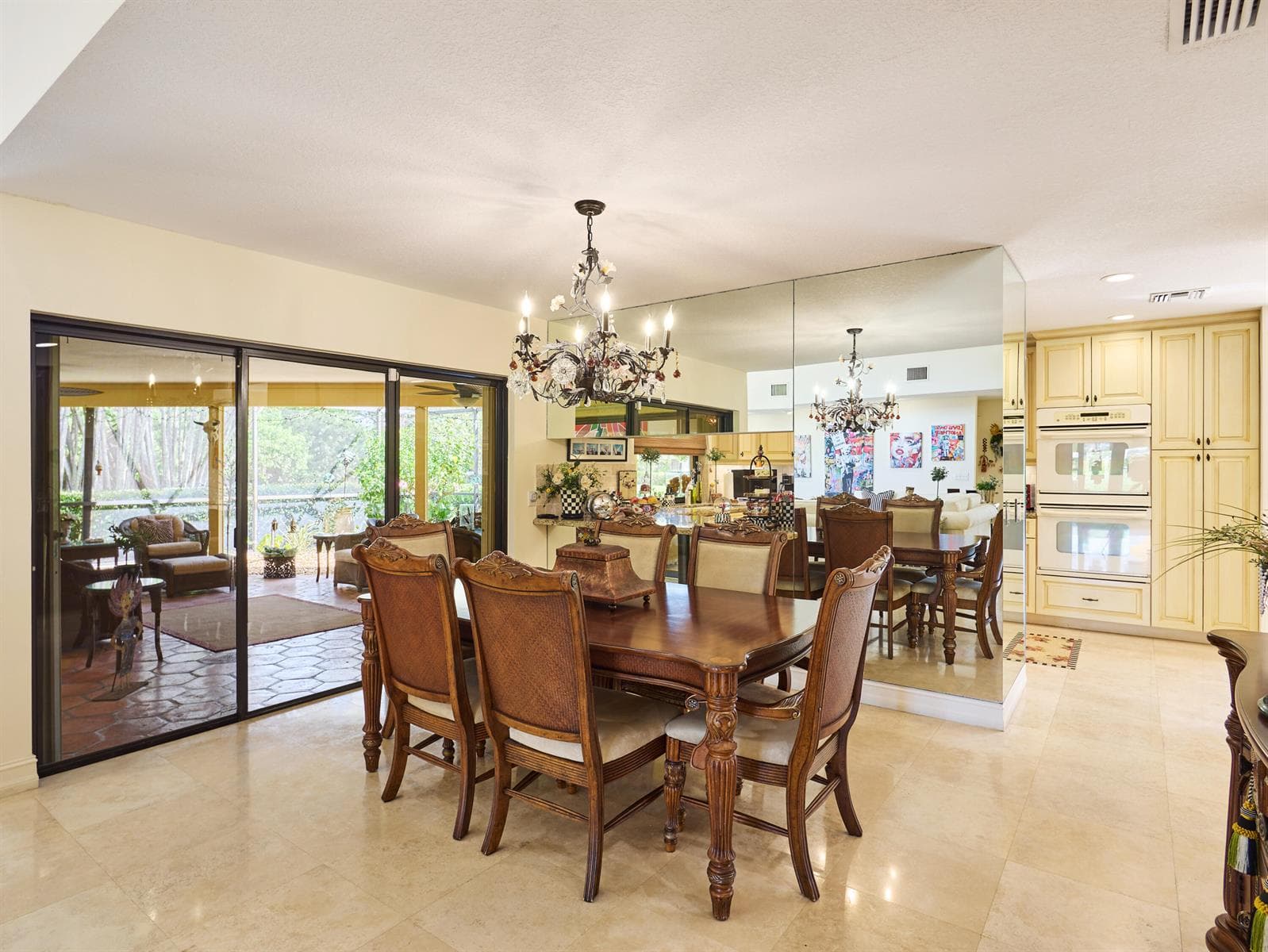 13588 Cross Pointe Drive photo 8