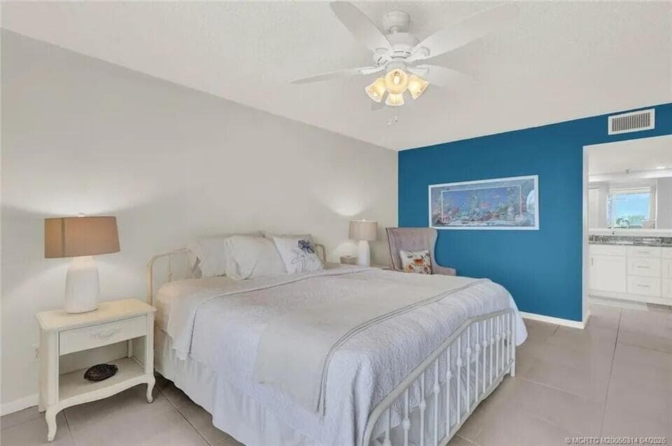 2400 S Ocean Drive 4143 photo 22