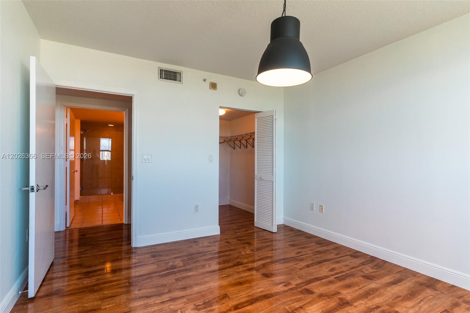19501 W Country Club Dr 1603 photo 10