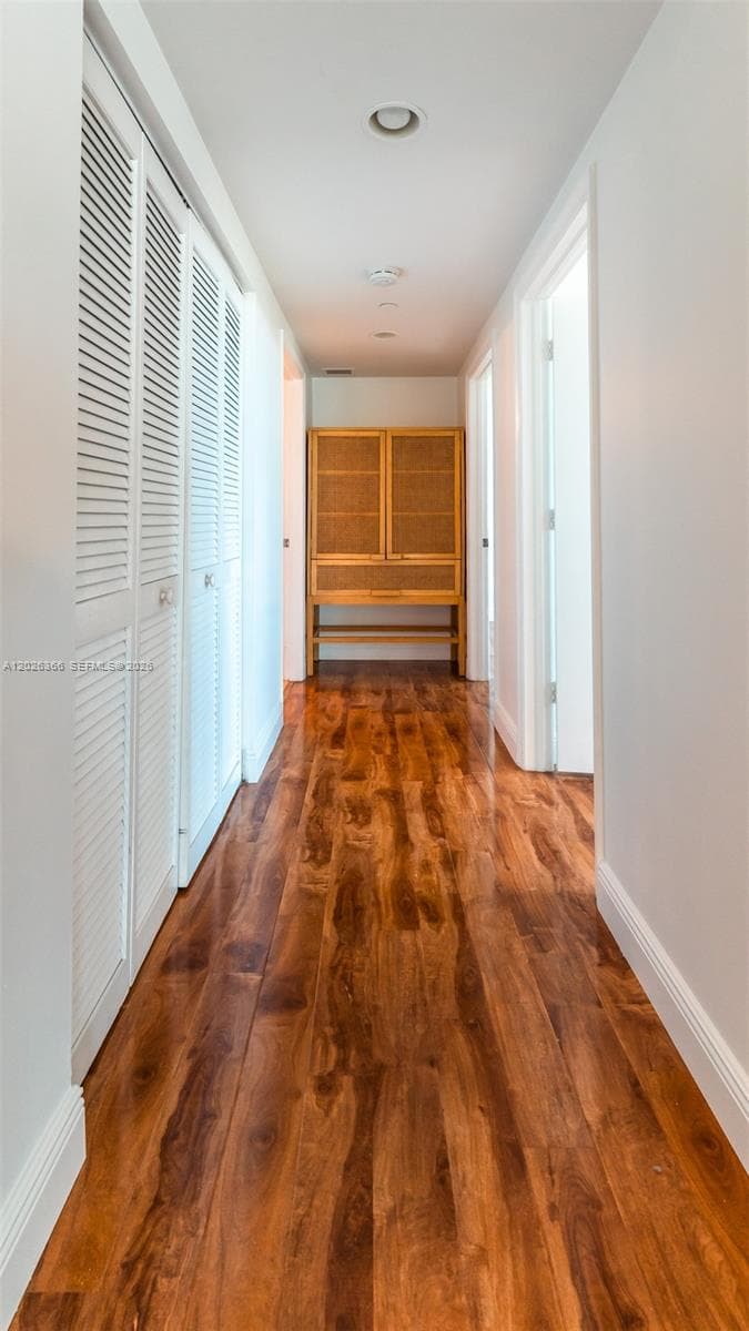 19501 W Country Club Dr 1603 photo 8