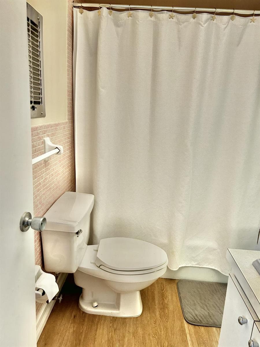 120 Lehane Terrace 309 photo 7