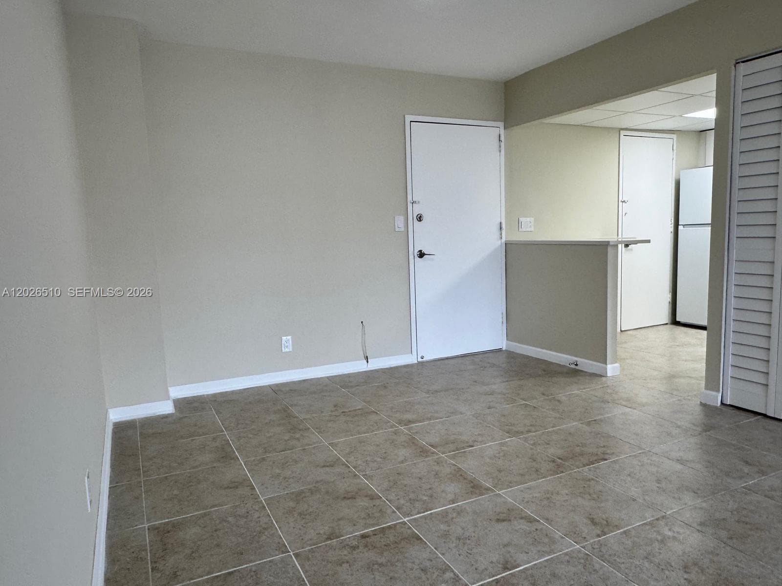 401 Golden Isles Dr 614 photo 25