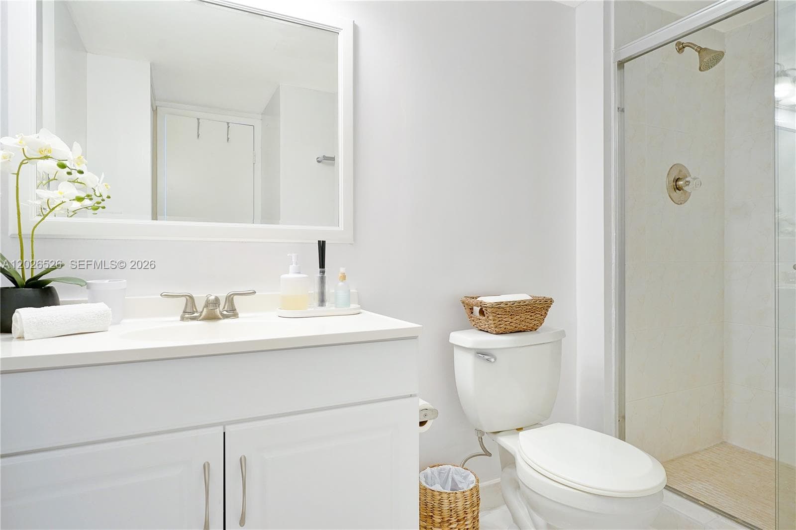 3625 N Country Club Dr 2610 photo 11