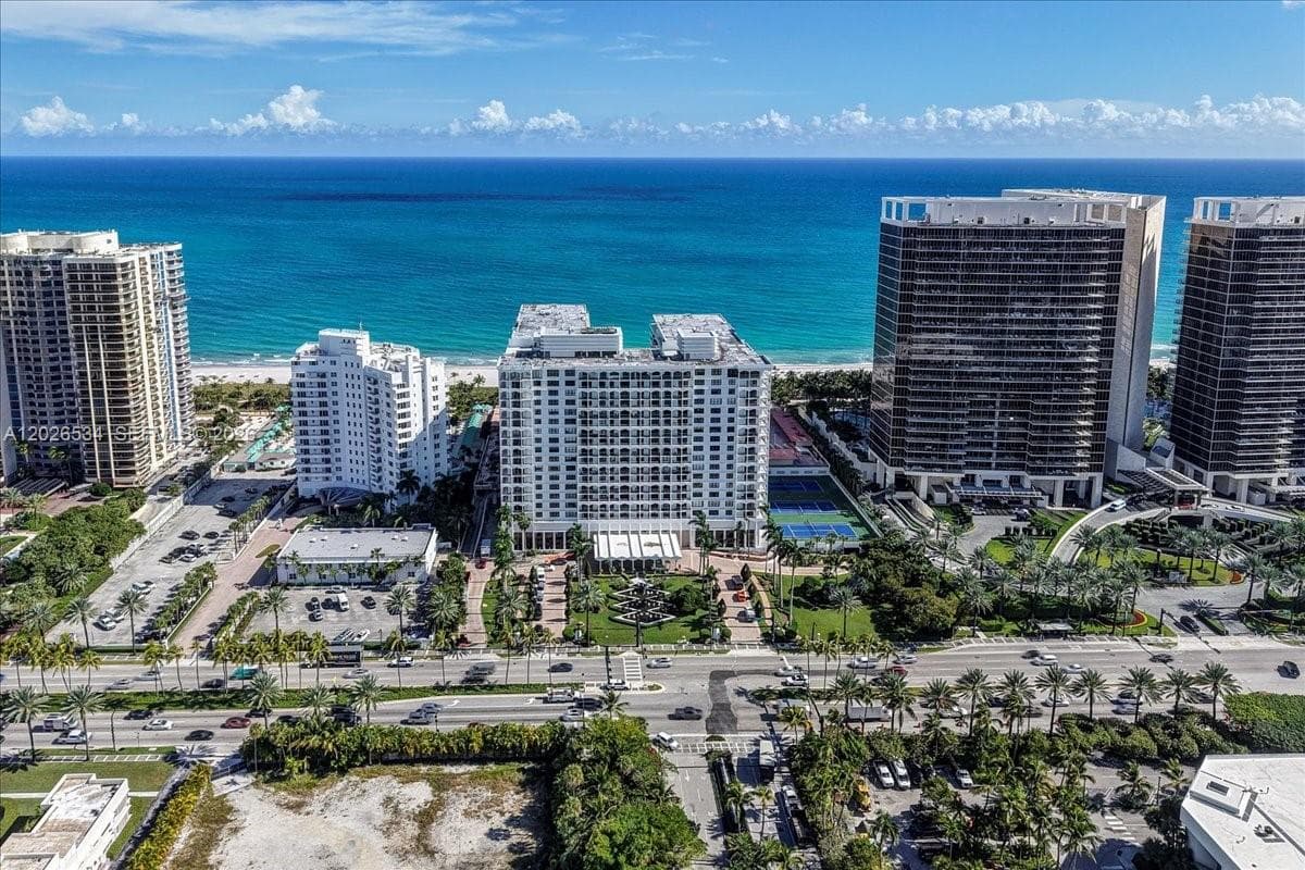 9801 Collins Ave 6P photo 12