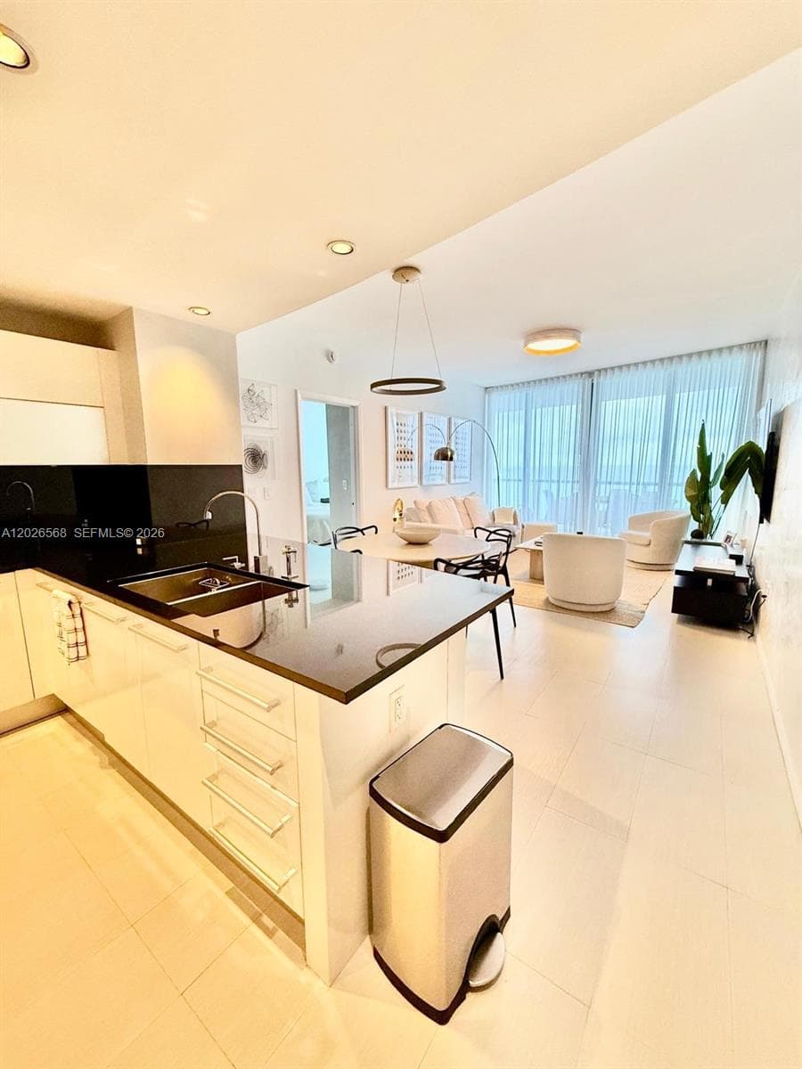 17121 Collins Ave 1207 photo 2