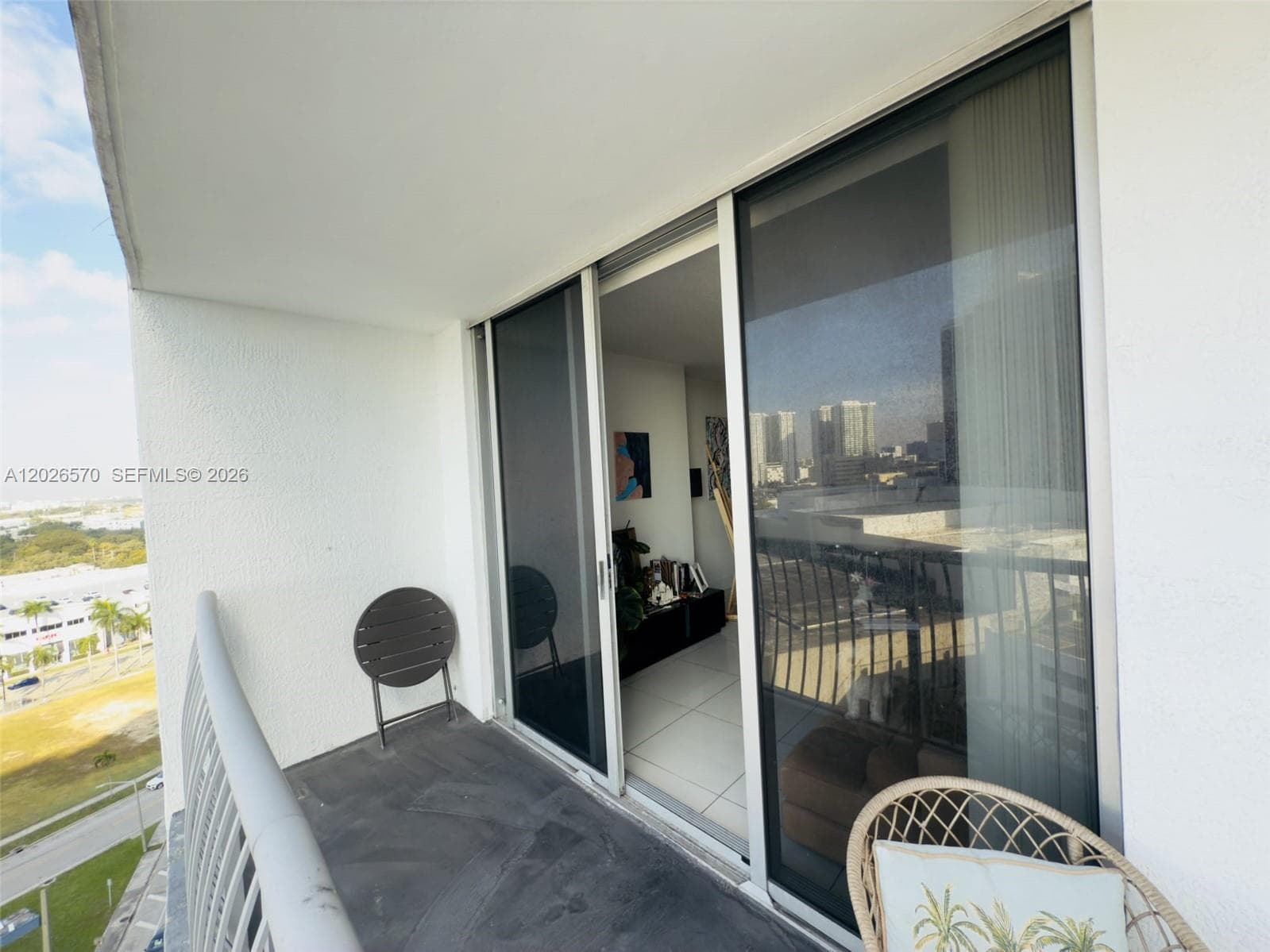 1750 N Bayshore Dr 1612 photo 6