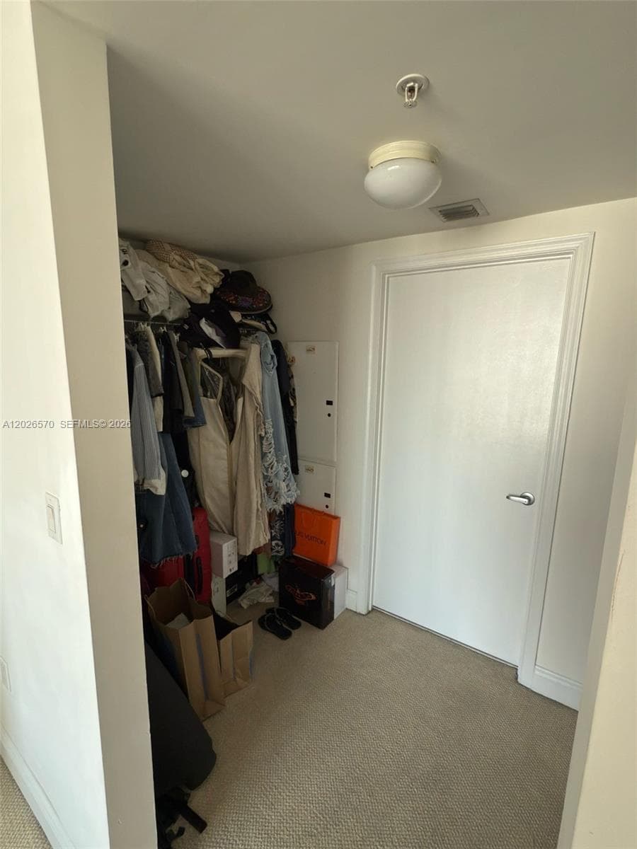 1750 N Bayshore Dr 1612 photo 16