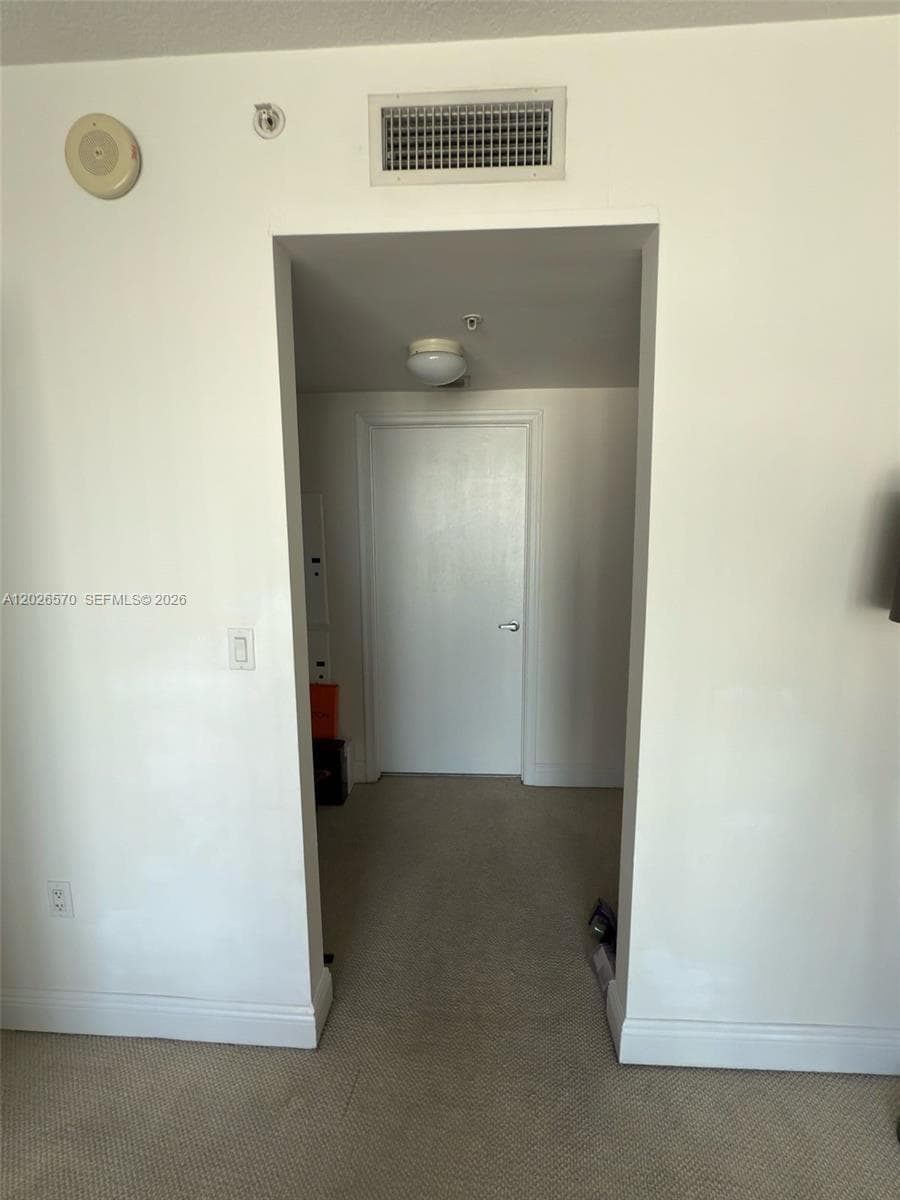 1750 N Bayshore Dr 1612 photo 12