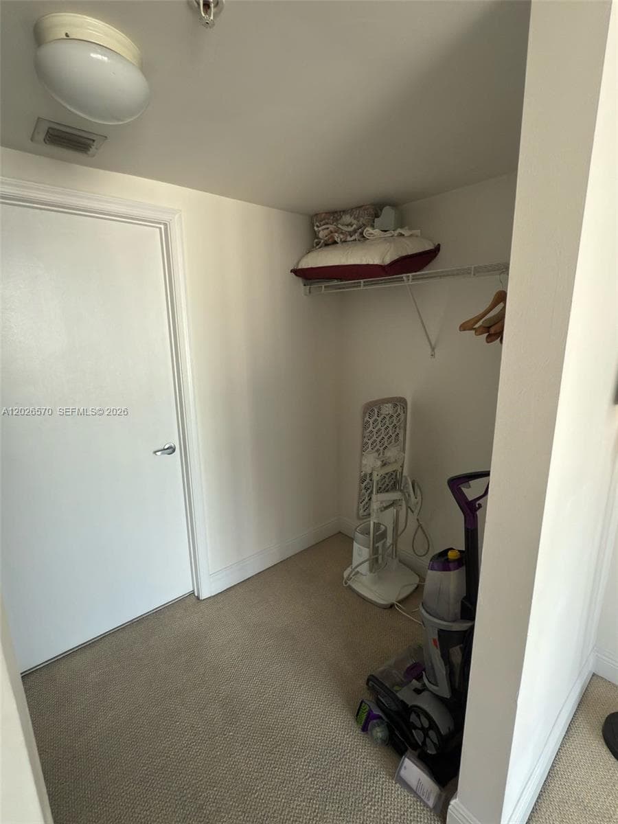 1750 N Bayshore Dr 1612 photo 15