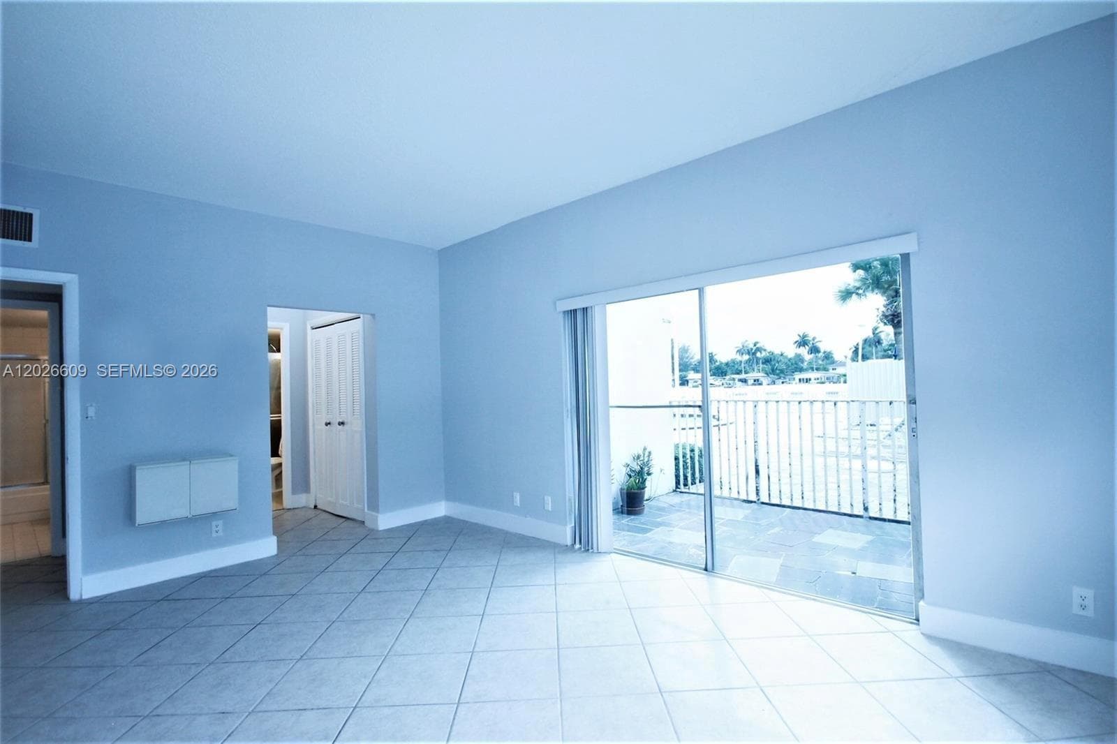 1455 N Treasure Dr 1A photo 19