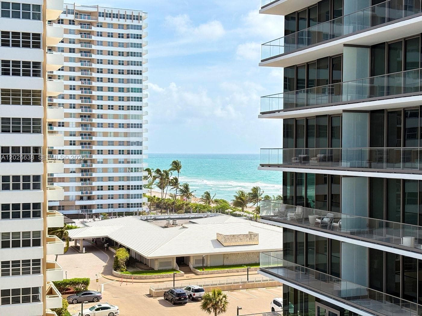 2030 S Ocean Dr 723 photo 1