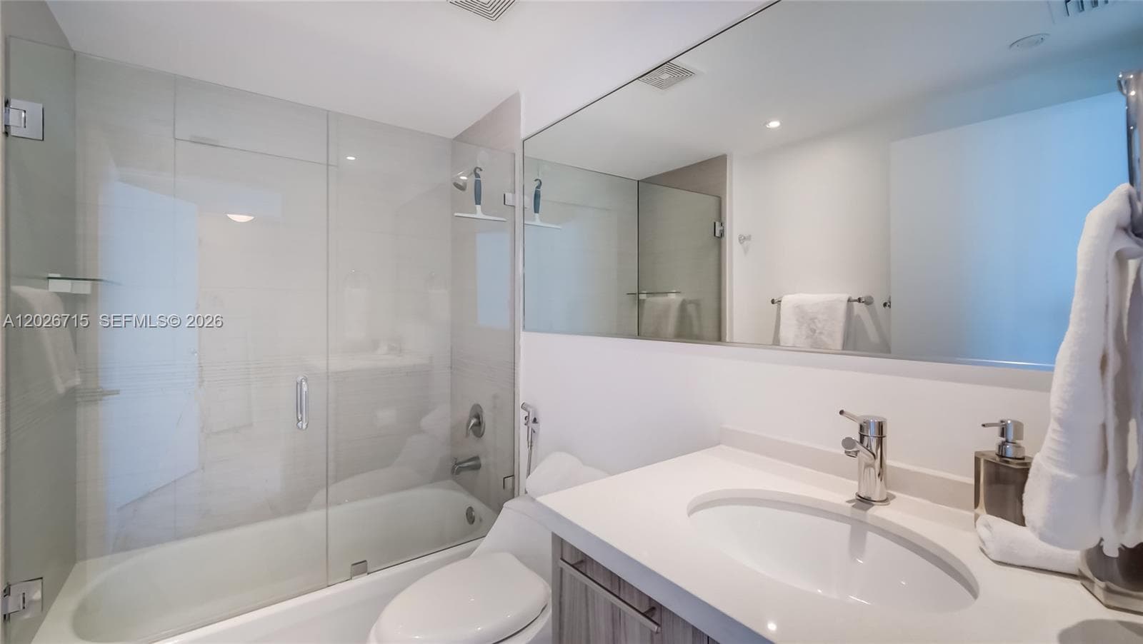 6700 Indian Creek Dr 1102 photo 10
