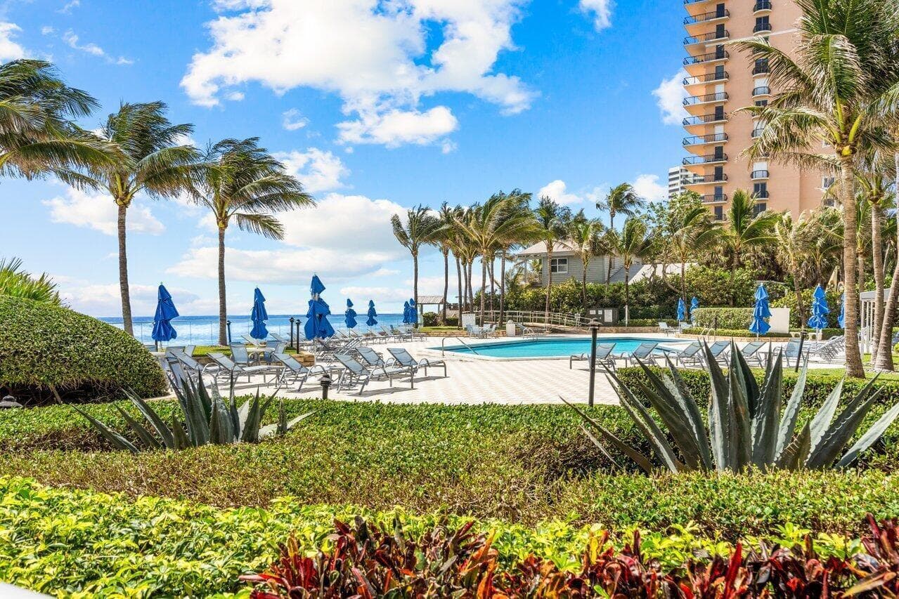 5200 N Ocean Drive 102 photo 5