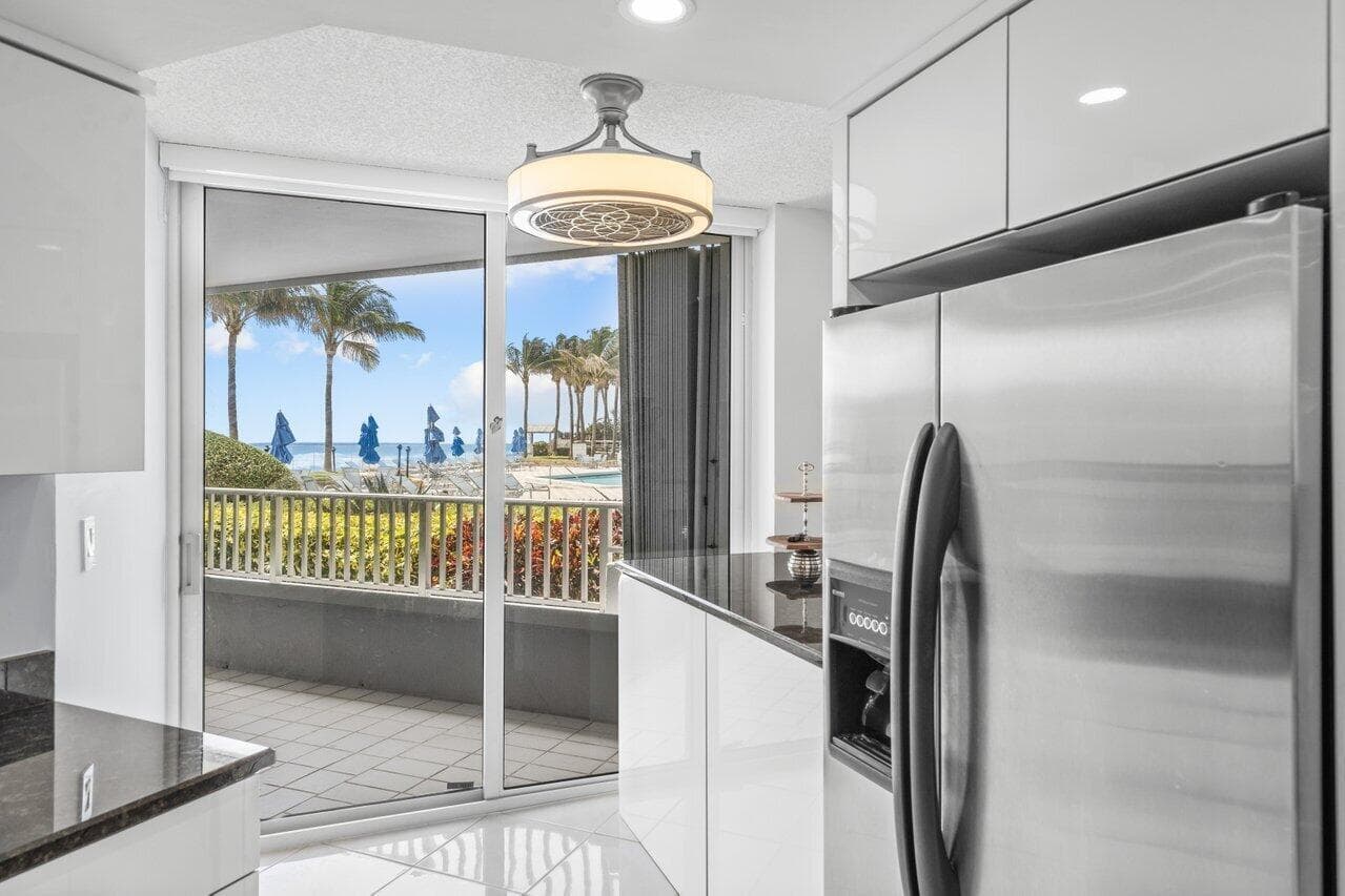 5200 N Ocean Drive 102 photo 15