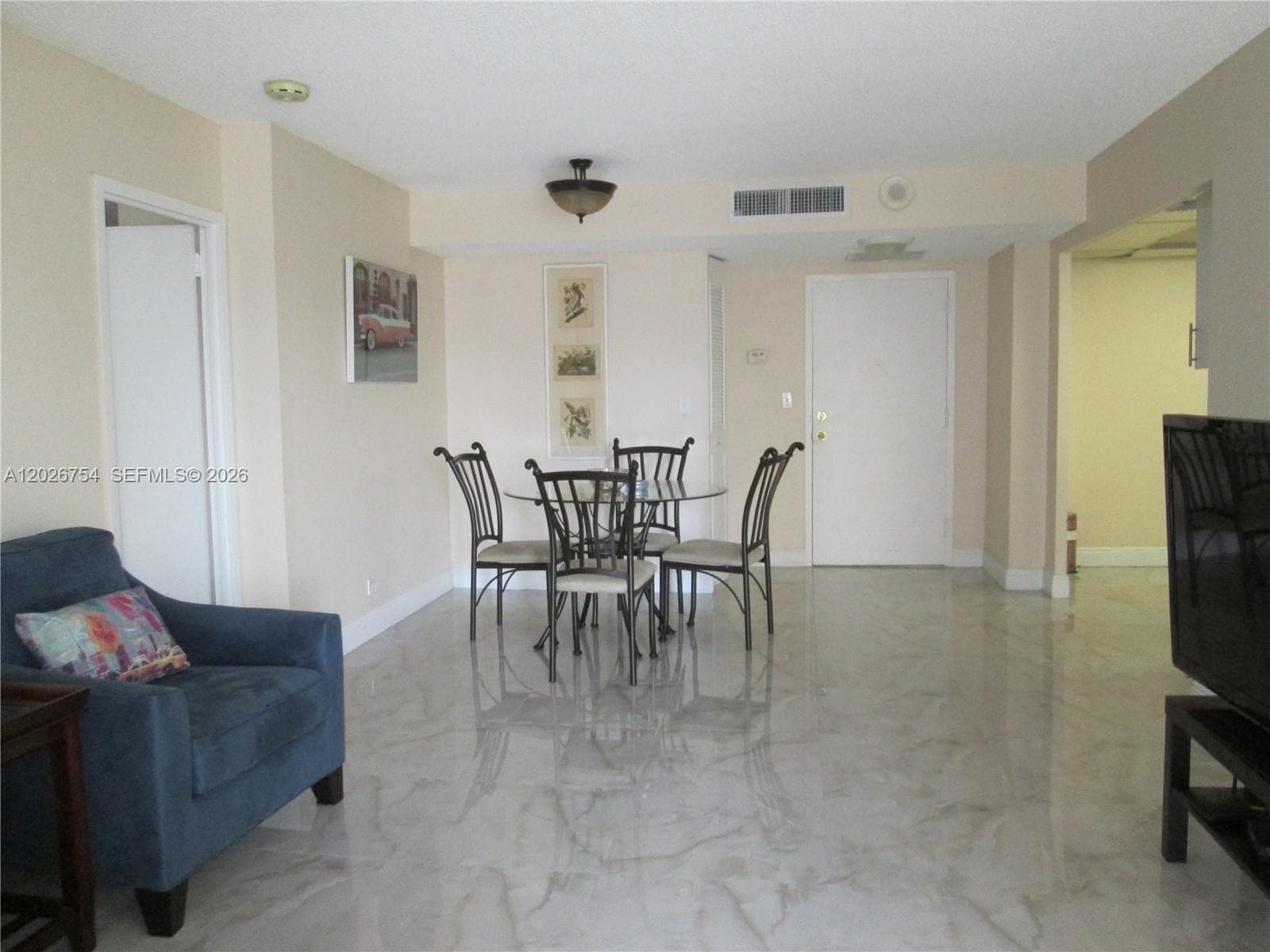 251 174th St 411 photo 7