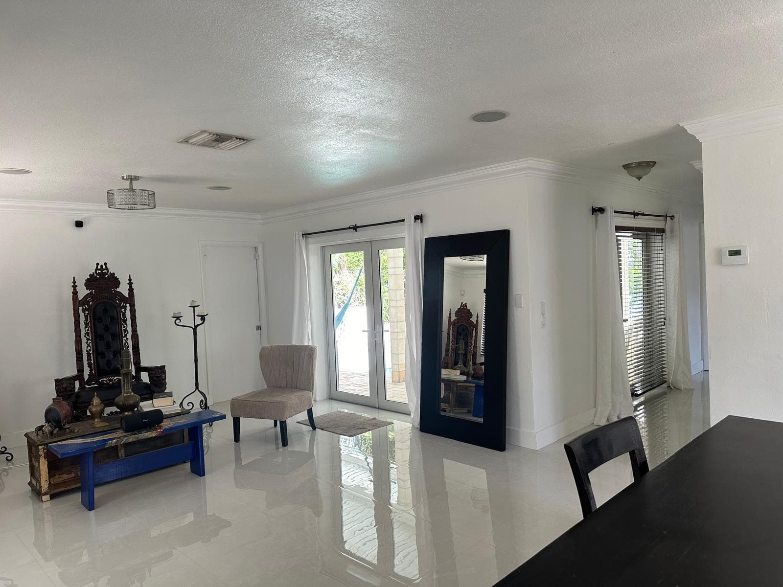 2645 Scott Street photo 3
