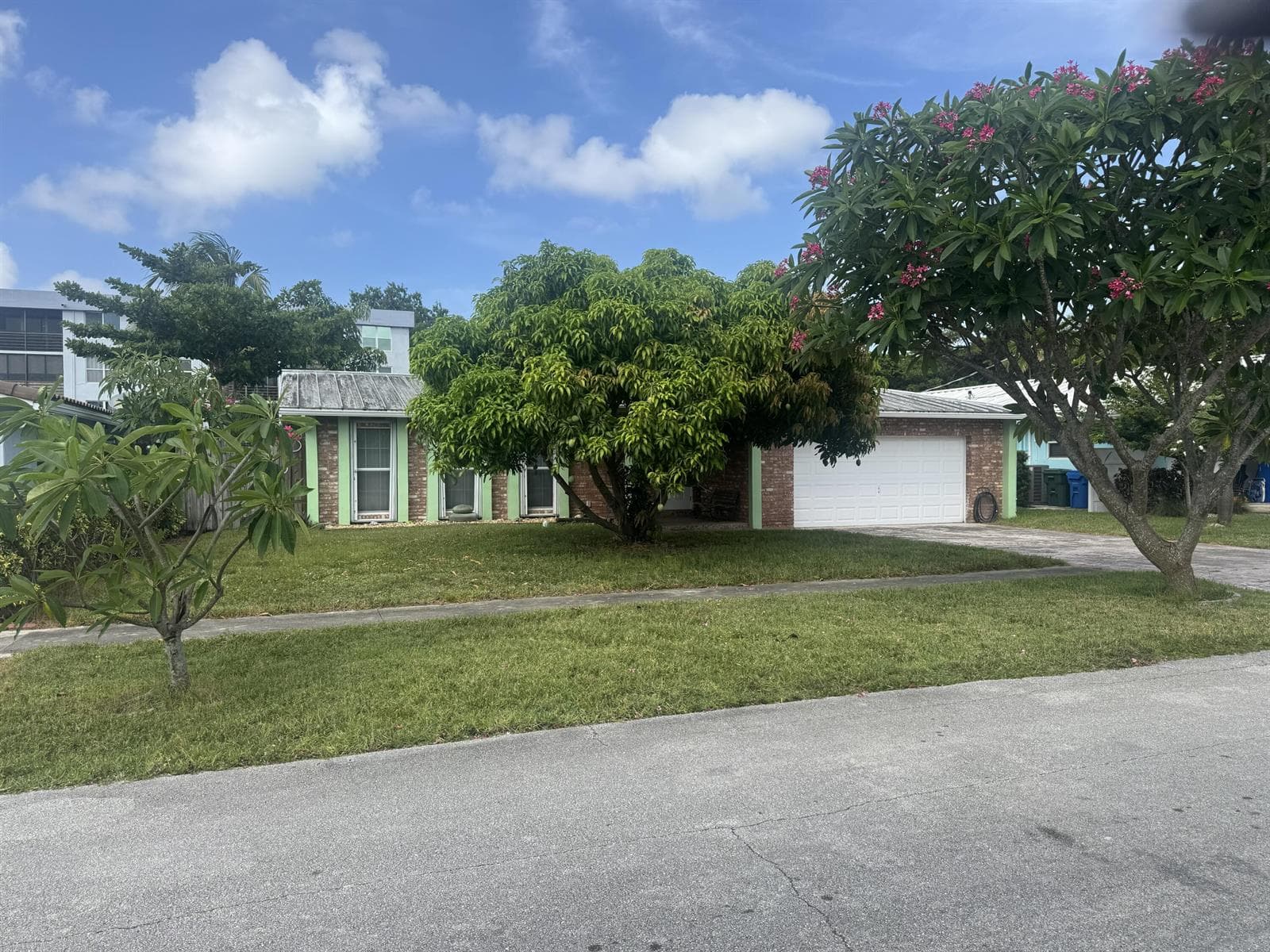 1641 NW 36th Court photo 1