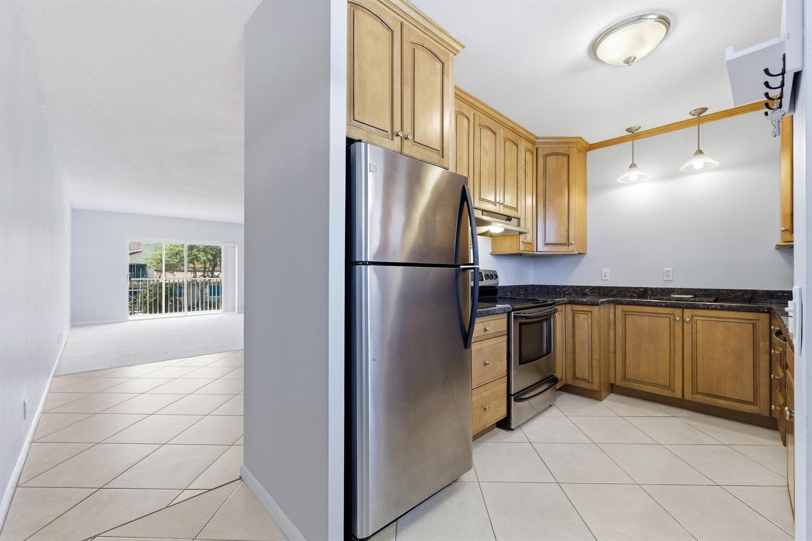 120 Lehane Terrace 202 photo 7