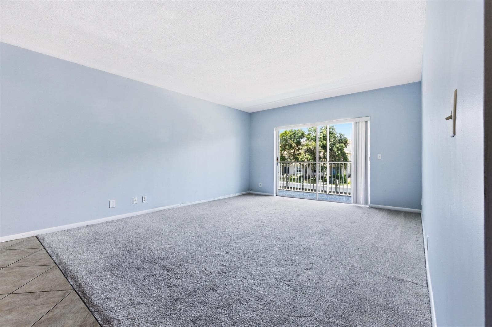 120 Lehane Terrace 202 photo 4