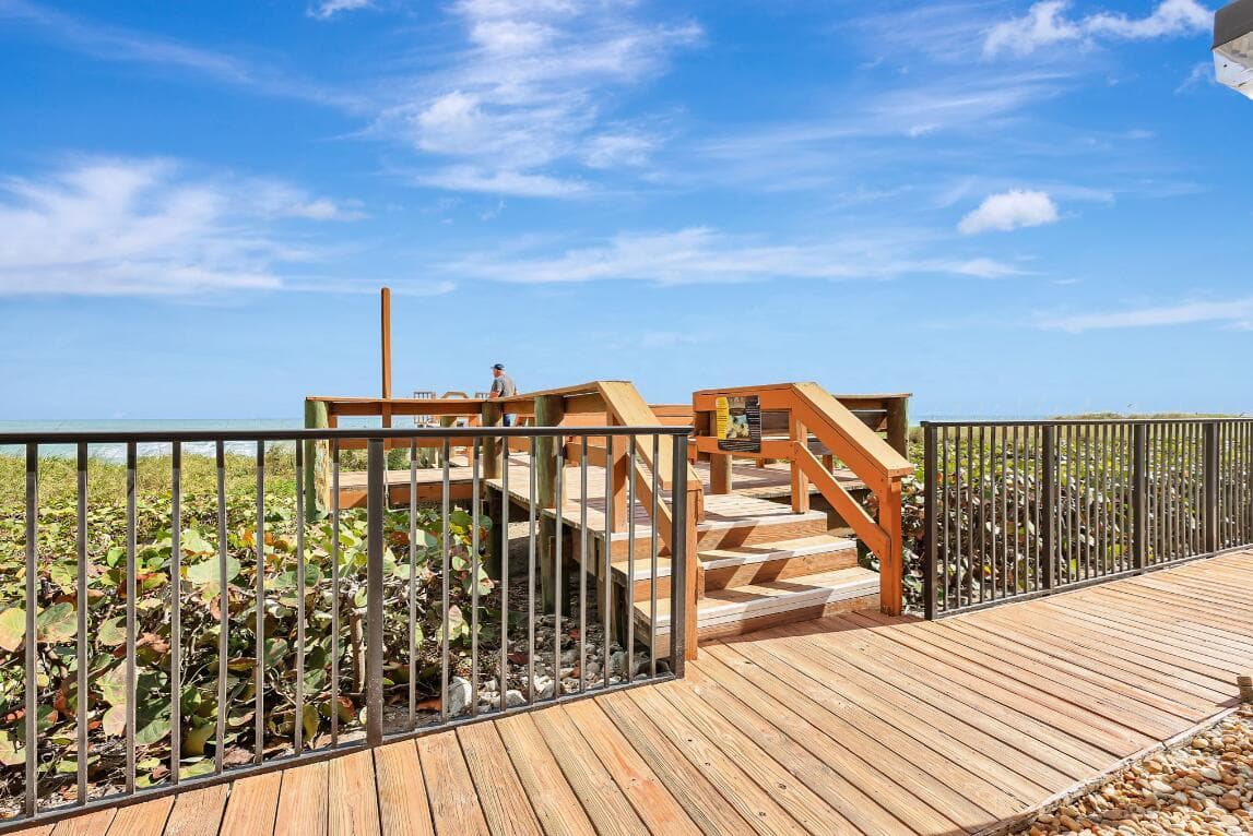 1357 NE Ocean Boulevard 311 photo 9