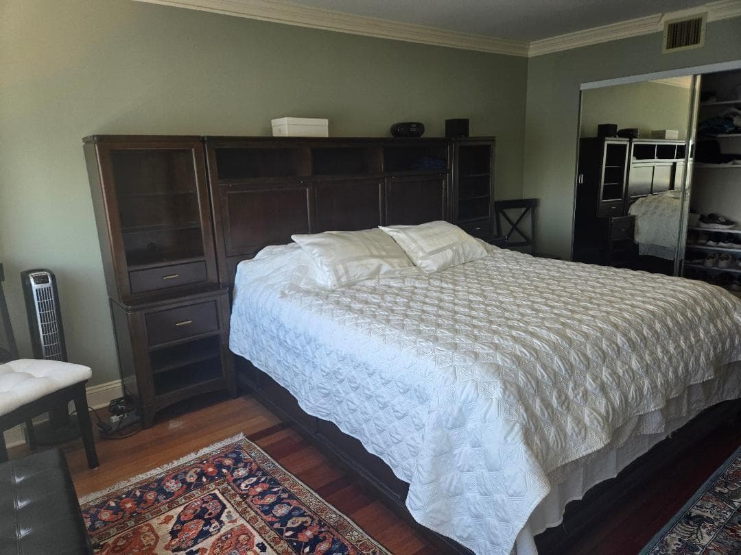 511 Bayshore Drive 405 photo 5