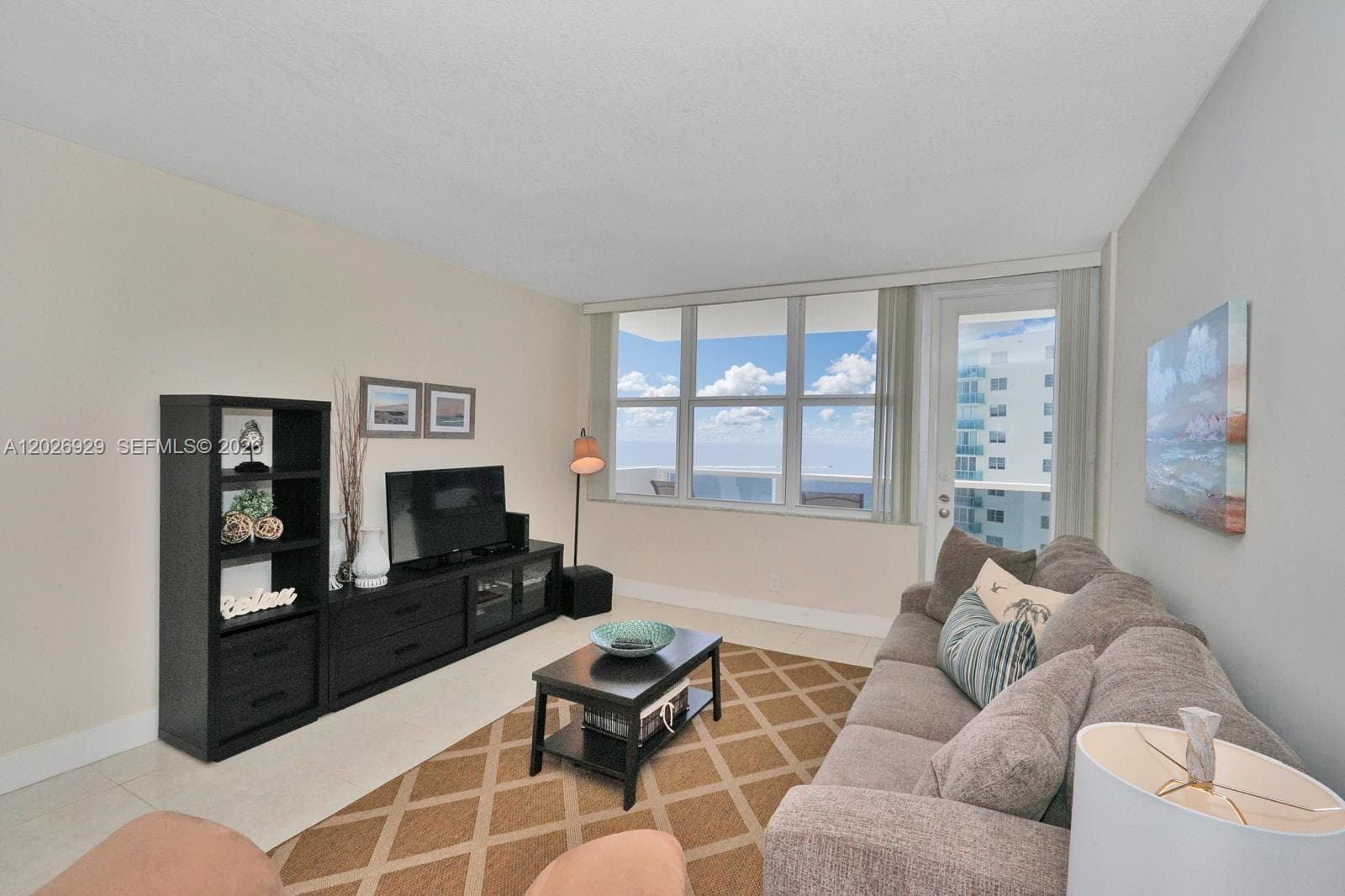 3725 S Ocean Dr 1216 photo 4