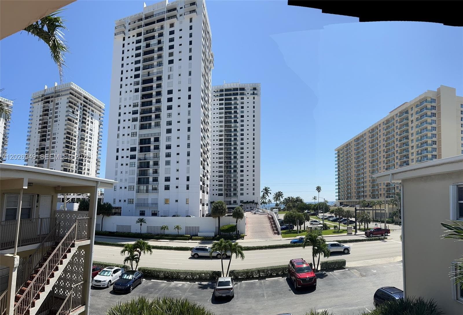 2600 S Ocean Dr S307 photo 2