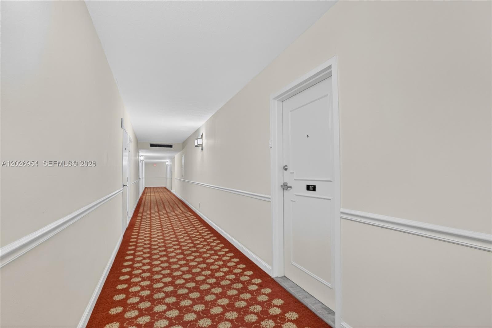 2500 Parkview Dr 1717 photo 9