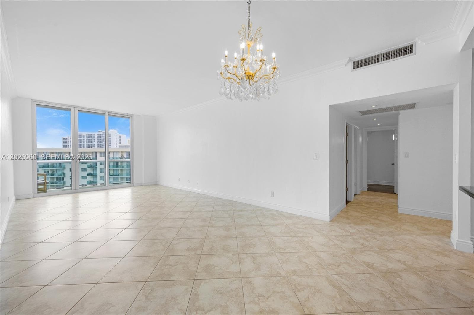 19380 Collins Ave PH-27 photo 3