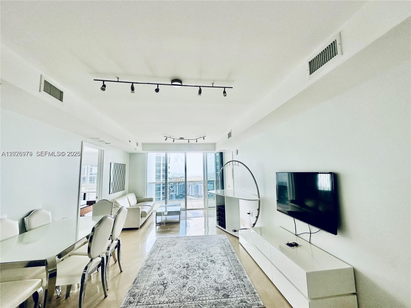 18201 Collins Ave 5307 photo 8