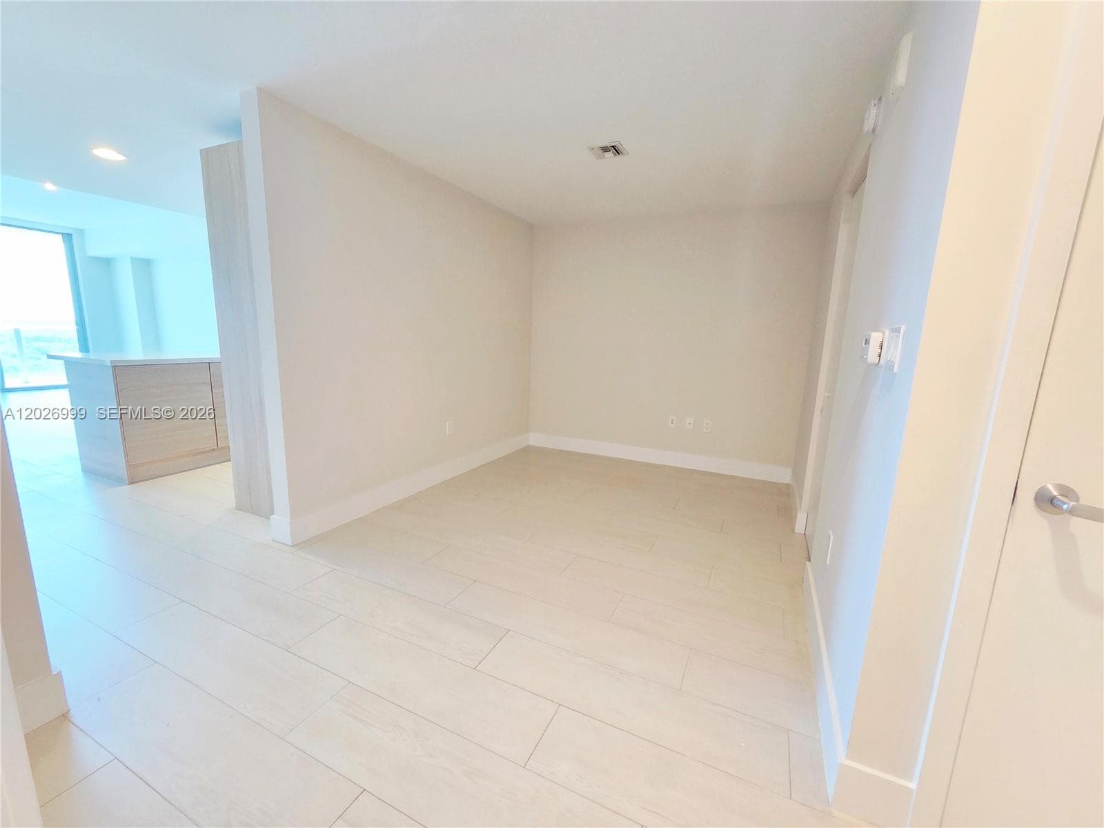 16385 Biscayne Blvd 1019 photo 22