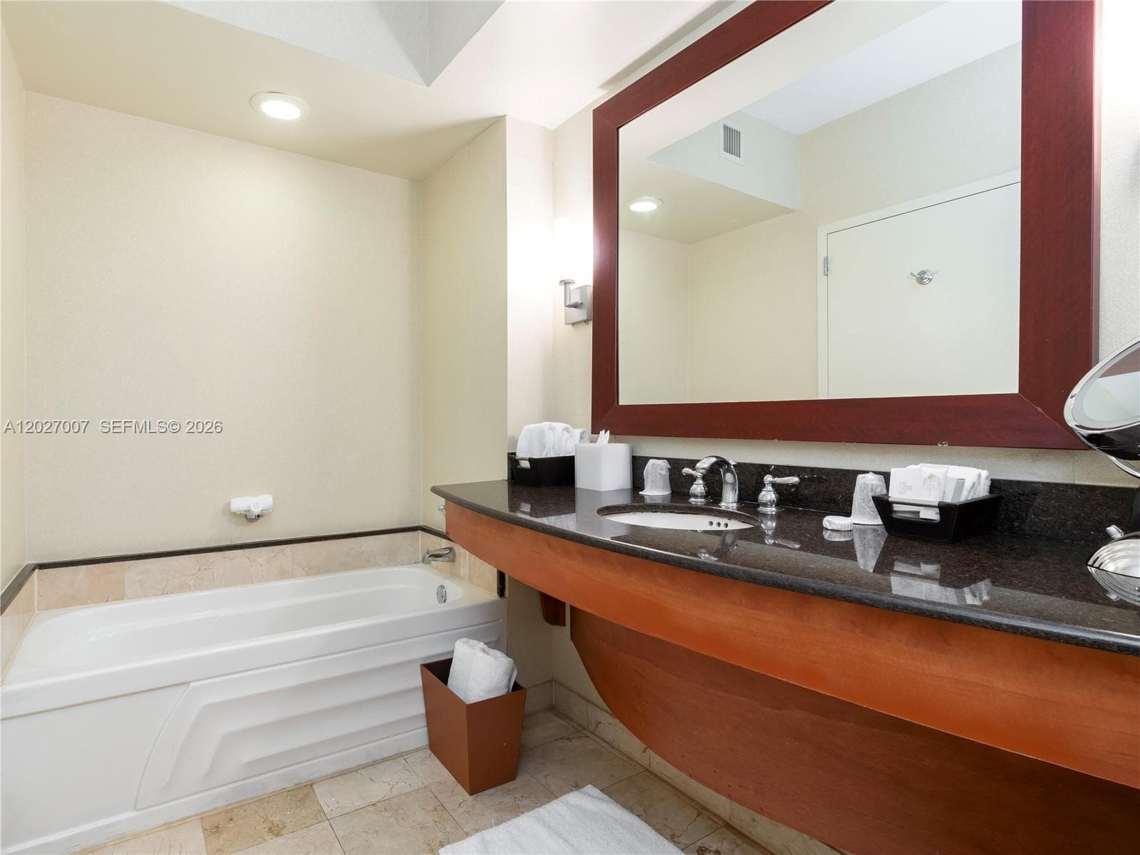 18001 Collins Ave 1506 photo 18